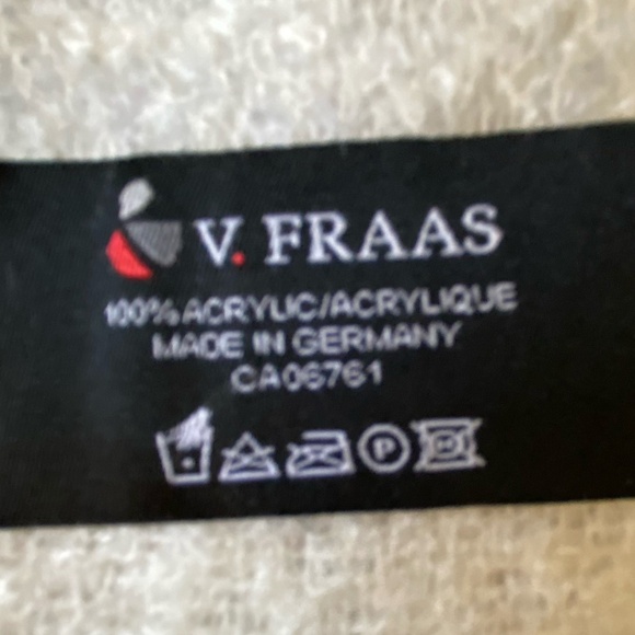 V.Fraas Soft Winter Outdoor Fuzzy Large 23X74" Acrylic Scarf- Made In Germany- - Picture 6 of 10